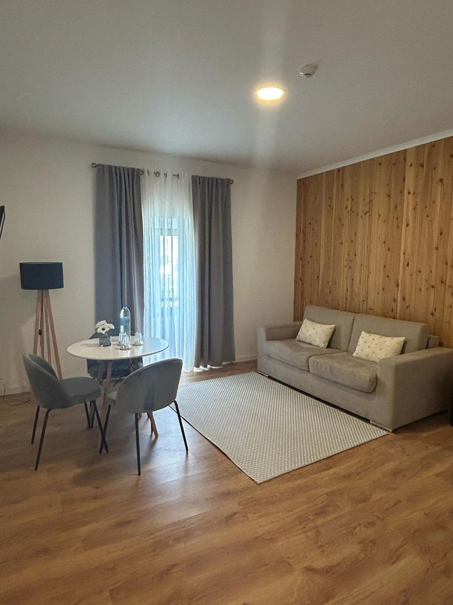 Vila Rosario Πόντα Ντελγκάντα Εξωτερικό φωτογραφία